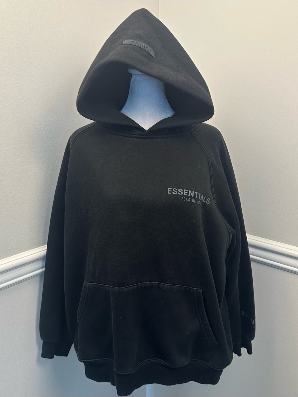Essentials Black Pullover Hoodie with Subtle Logo M
